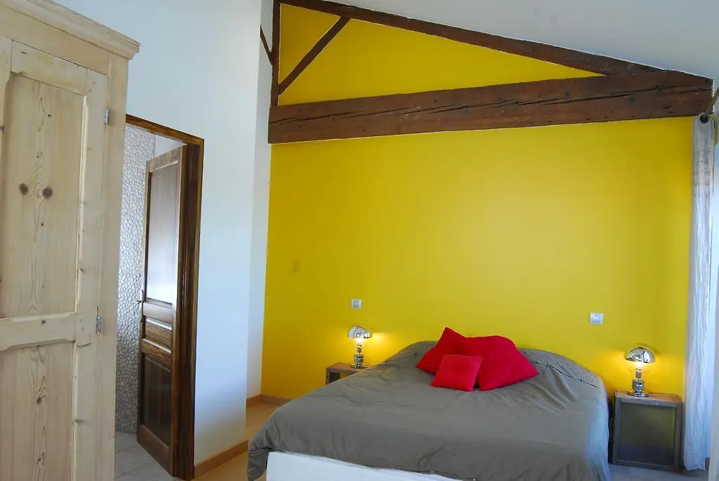 Guest house Chambres D'Hotes Du Lion D'Or Neuville-sur-Saone