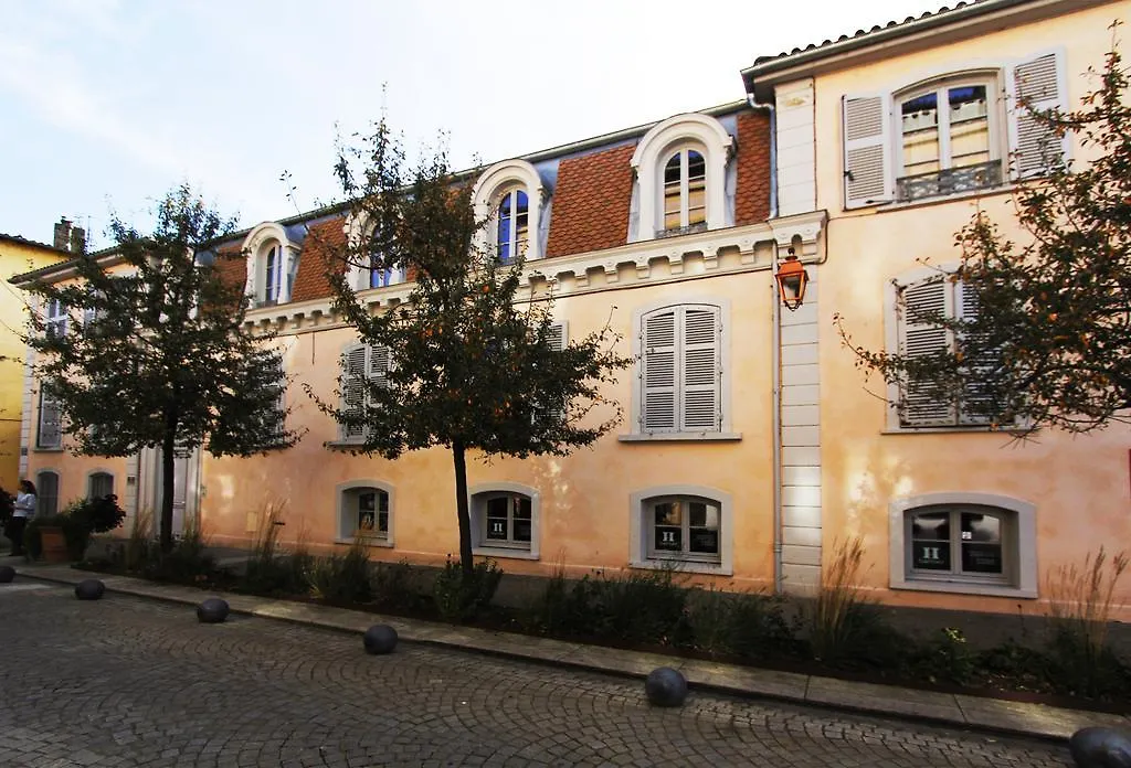 Guest house Chambres D'Hotes Du Lion D'Or Neuville-sur-Saone France