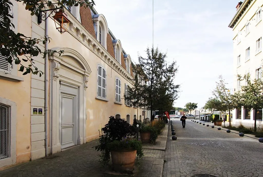 Chambres D'Hotes Du Lion D'Or Neuville-sur-Saone