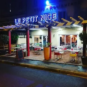 3* Hotel O Petit